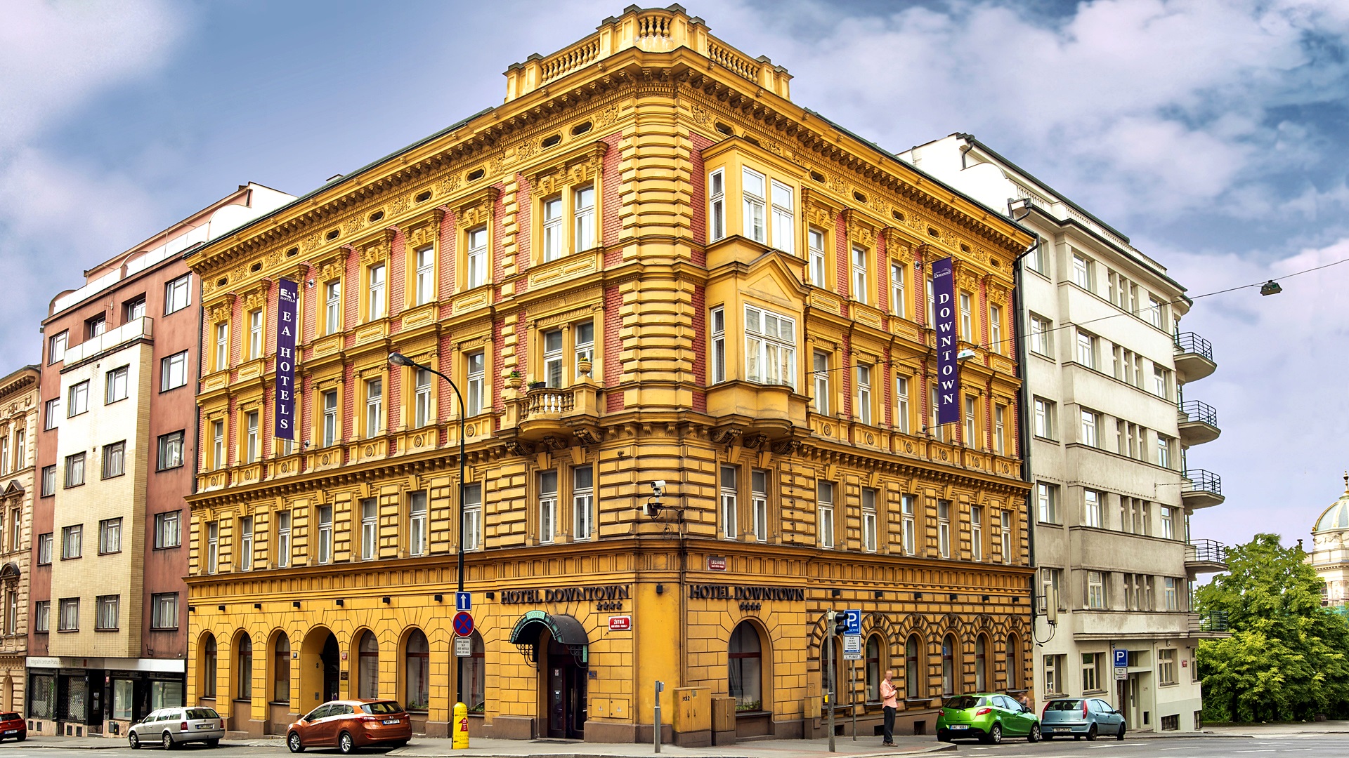 Klidný, prosluněný hotel